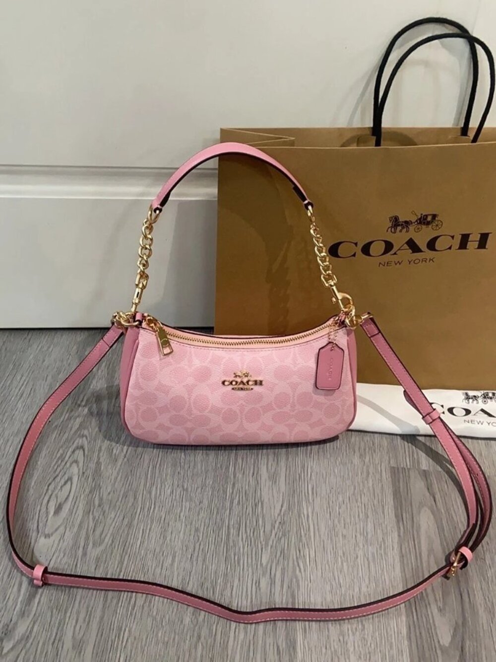 Coach Teri Pink Signature Shoulder Bag - NWT